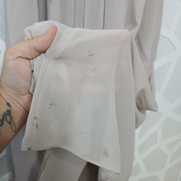 WToo Taupe Bridesmaid Crinkle Chiffon Maxi Dress Womens 0 Neutral Boho - Picture 4 of 11